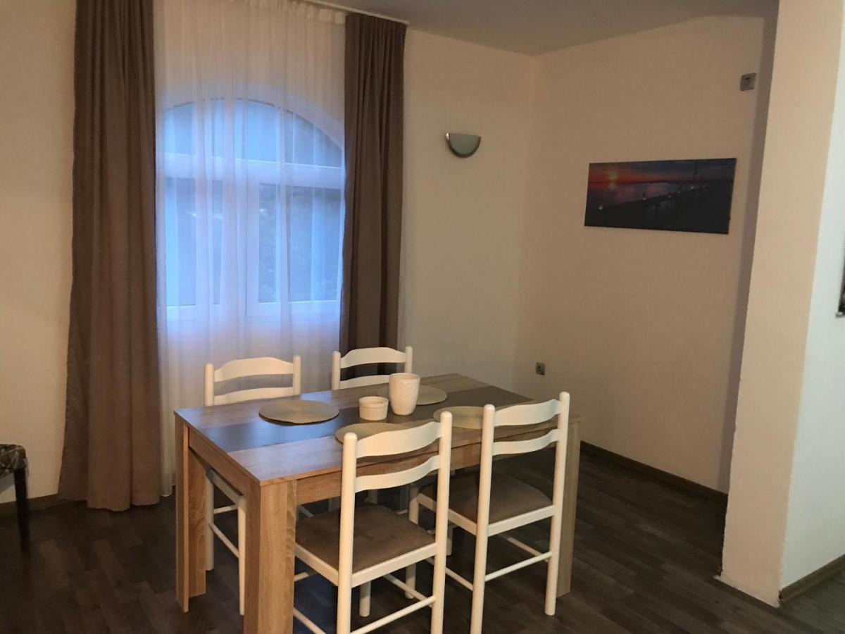 Pocanic'S Apartment Котор Екстер'єр фото